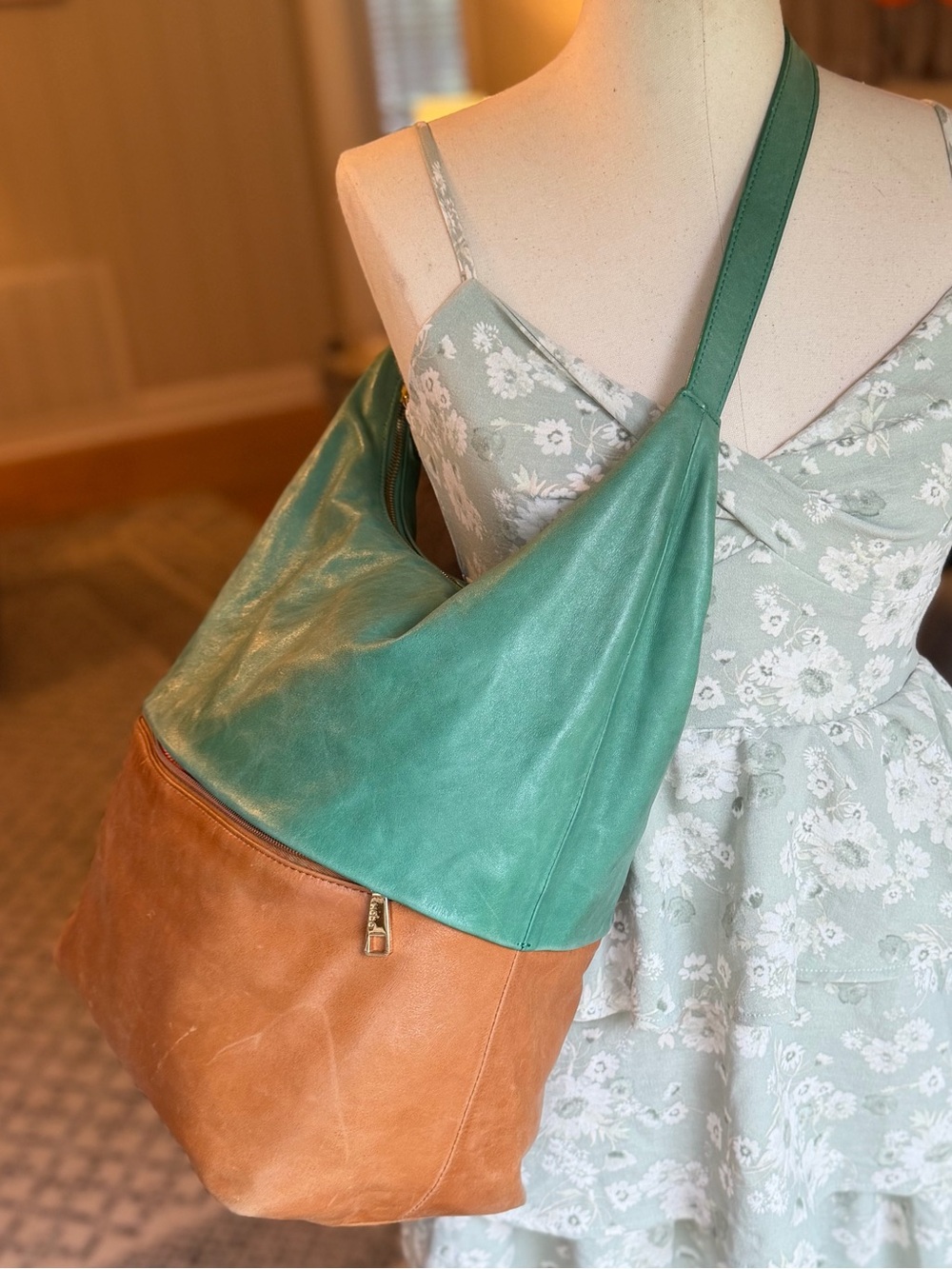 Vintage HOBO Flash SALE Slouchy Leather Shoulder Bag -RARE - Picture 4 of 16